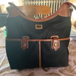 Dooney and Bourke Wayfarer Sac